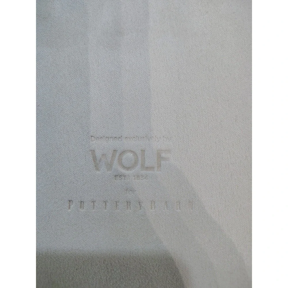 Wolf Pottery Barn Ivory Jewelry Box With Key Leatherette